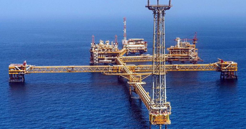 Offshore energy extraction